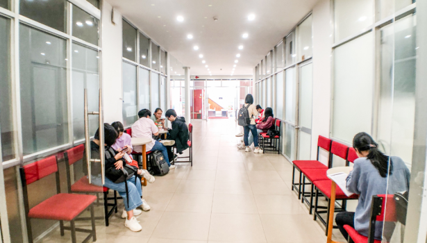 Khu tự học miễn phí