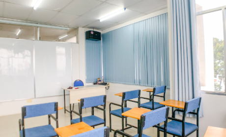 Phòng 12 học viên